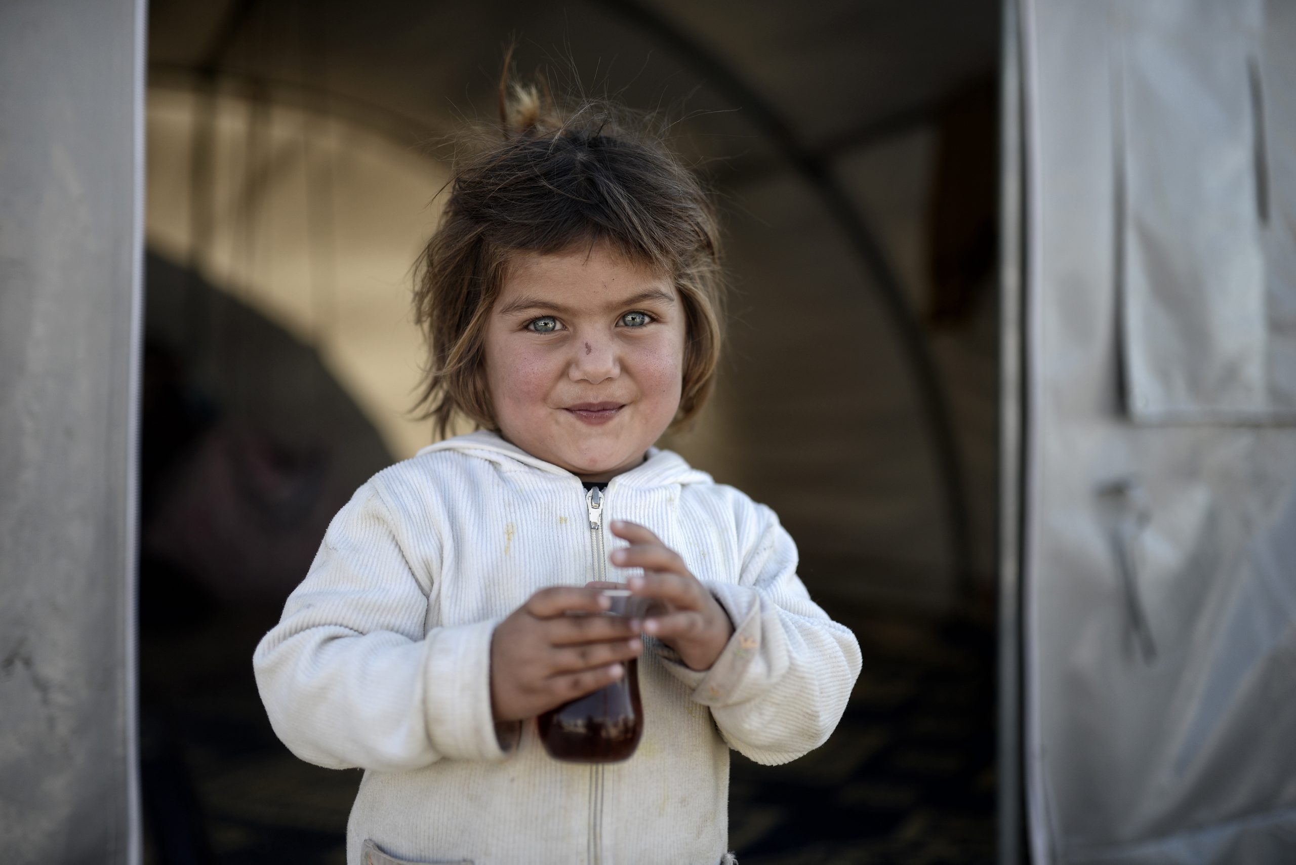 How to help the refugee children